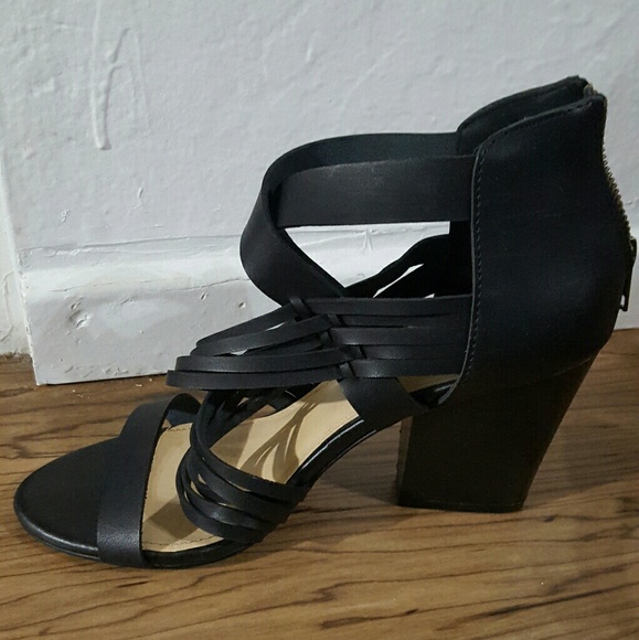 Block Heels - Picture 2 of 3